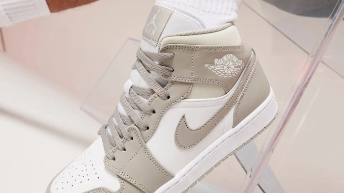 Sneakers fashion trends