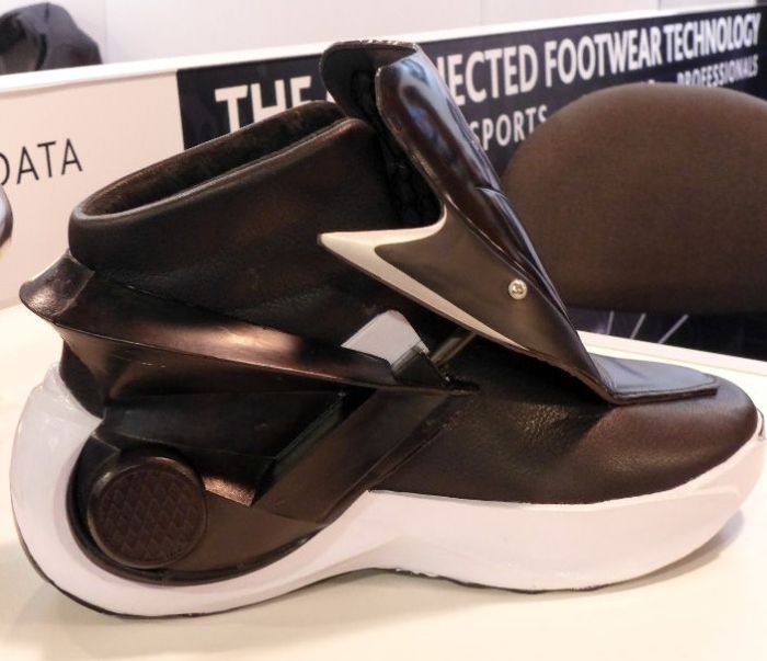 Smart shoes technology